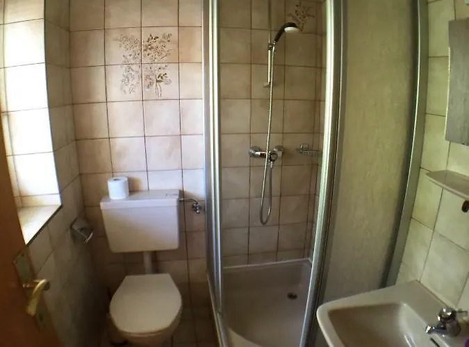 بيت ضيافة Gastehaus Doris ناودرس